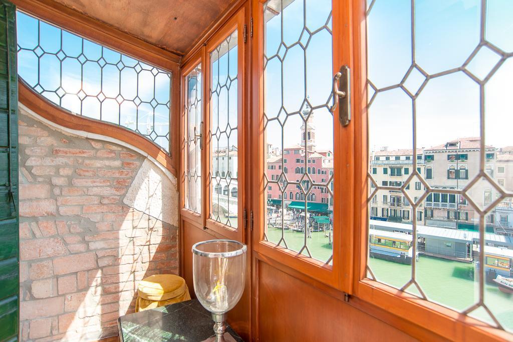 Apartamento Rialto Terrace On The Grand Canal Venecia Habitación foto